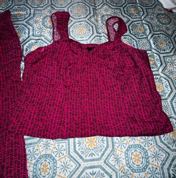 🌟2 PIECE! NWT TORRID PINK CHEVRON 2 PIECE SET 3X TOP 2X BOTTOM - Picture 8 of 11